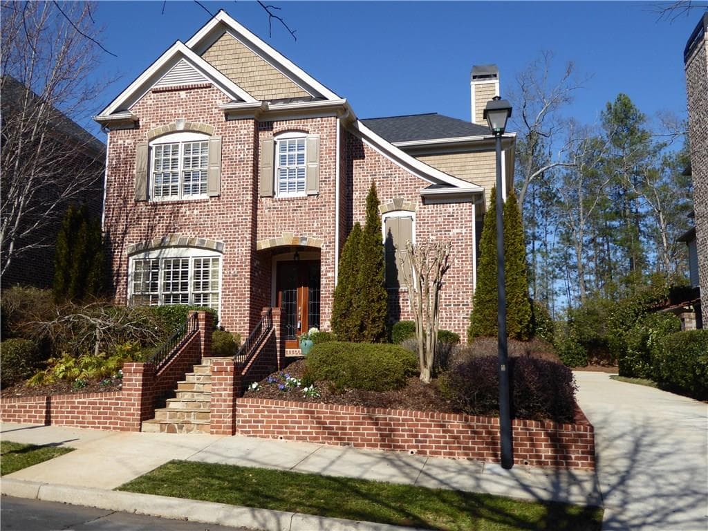 3 bedroom, 3,227 sq ft single family residence sold at 932 Manor Parc Drive, Decatur, GA 30033