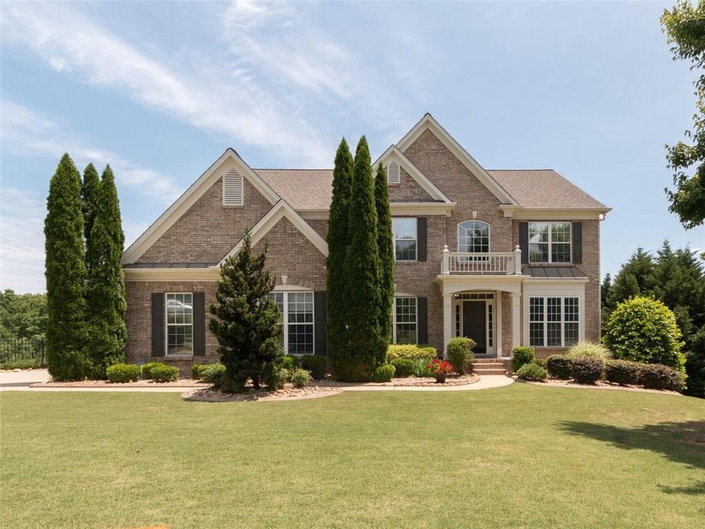 6 bedroom, 4,359 sq ft single family residence sold at 5253 Enniskillen Court, Suwanee, GA 30024