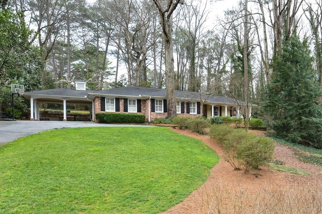 3 bedroom, 2,272 sq ft single family residence sold at 3147 Wood Valley Road, Atlanta, GA 30327