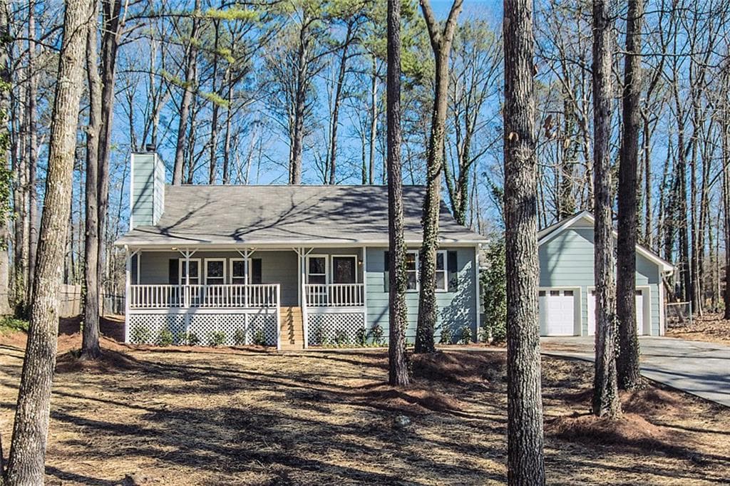 3 bedroom, 2,406 sq ft single family residence sold at 3080 Shaw Road, Marietta, GA 30066