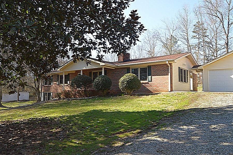 3 bedroom, 1,753 sq ft single family residence sold at 931 Water Tank Road, Canton, GA 30115
