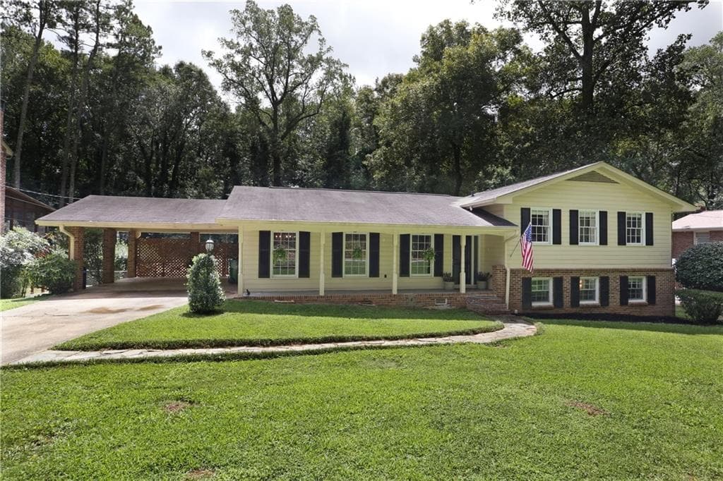 5 bedroom, 2,399 sq ft single family residence sold at 2521 Coralwood Drive, Decatur, GA 30033
