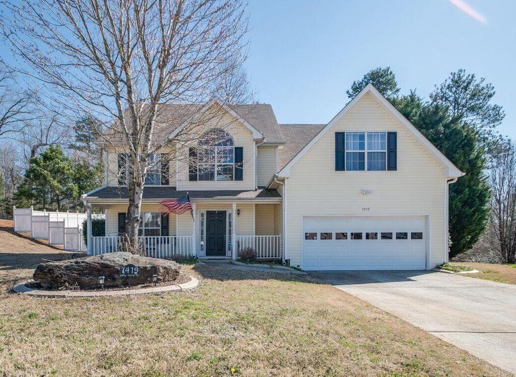 7419 Woody Springs Drive, Flowery Branch, GA 30542 — most recent listing photo