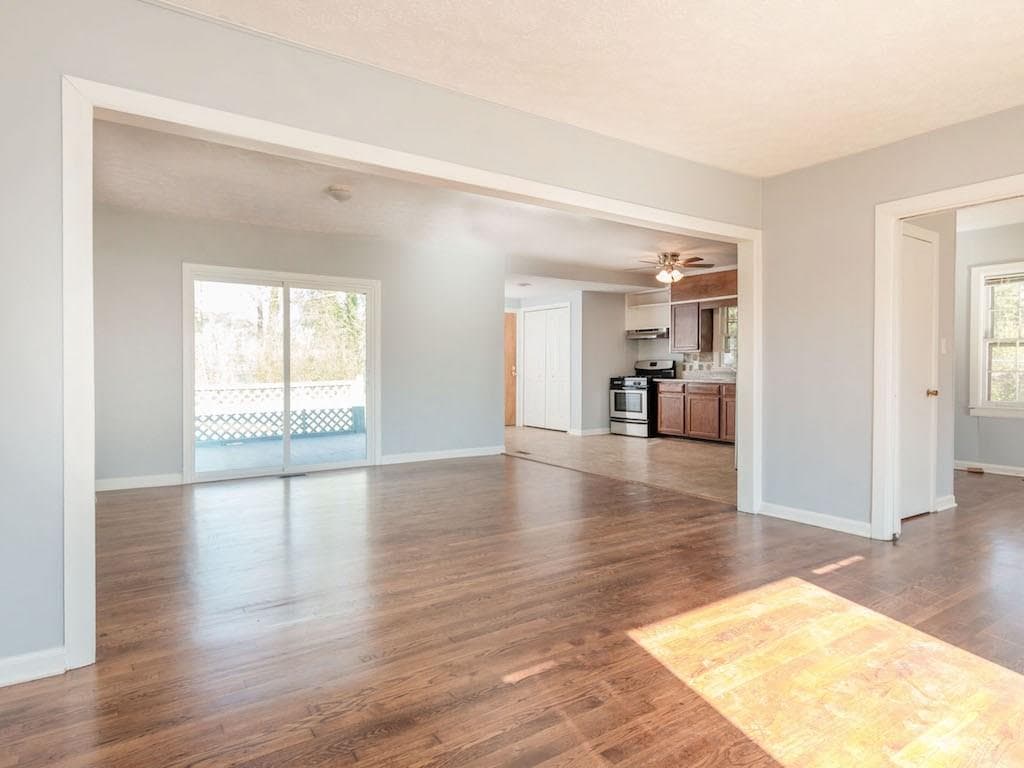 3 bedroom, 1,260 sq ft single family residence sold at 2480 Pasadena Place, Smyrna, GA 30080