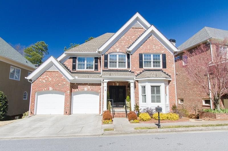 4 bedroom single family residence sold at 1124 Fairway Gardens, Brookhaven, GA 30319
