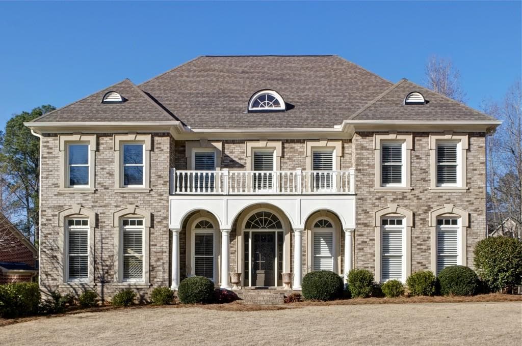 4 bedroom, 3,267 sq ft single family residence sold at 240 Cedarhurst Drive, Canton, GA 30115