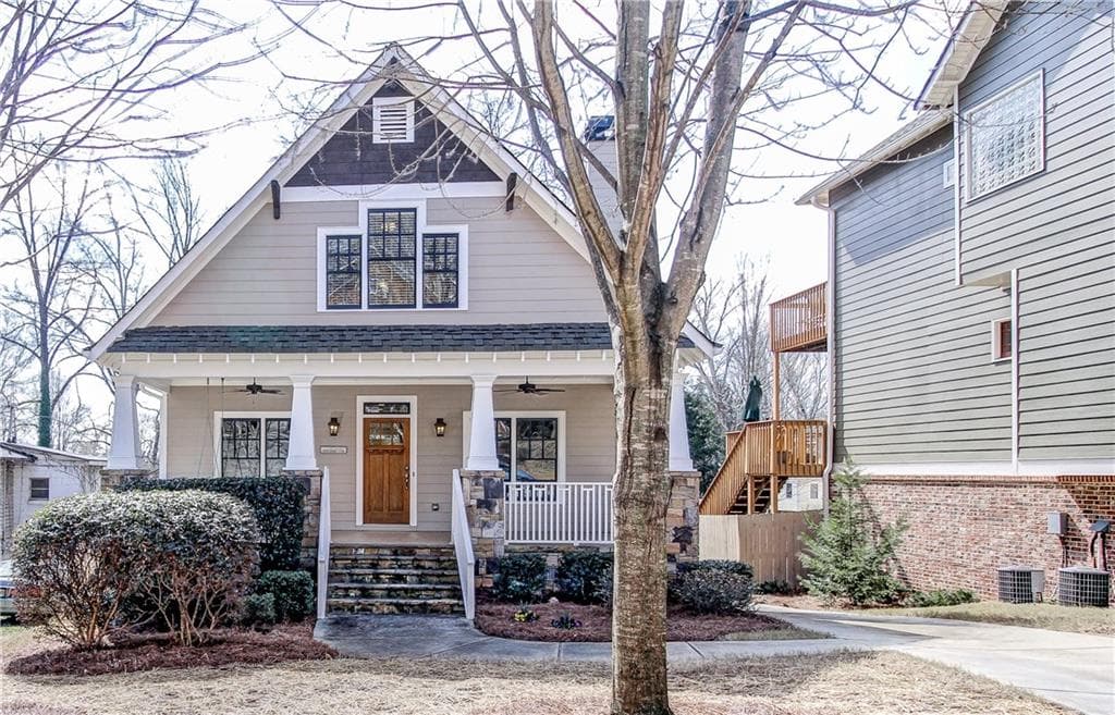 4 bedroom, 2,205 sq ft single family residence sold at 1105 Shelby Place, Atlanta, GA 30316
