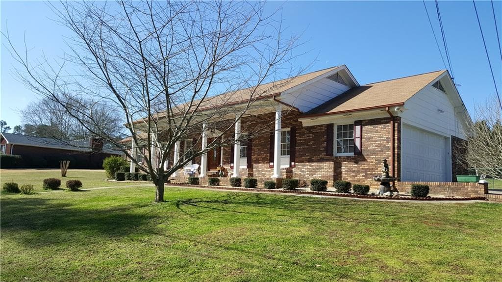 558 Greenvalley Drive, Winder, GA 30680 — most recent listing photo
