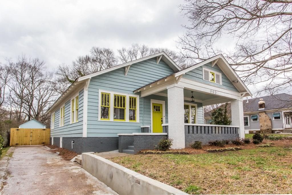 3 bedroom, 1,720 sq ft single family residence sold at 695 Brookline Street, Atlanta, GA 30310