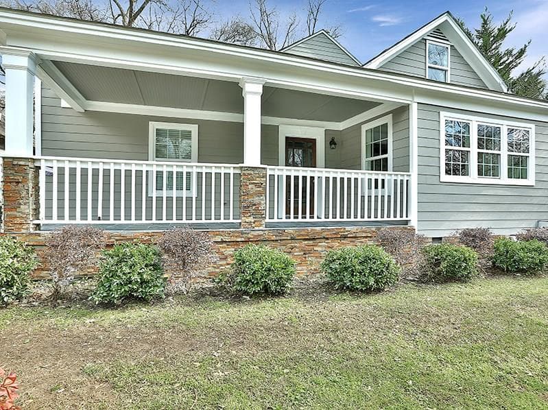 5 bedroom, 3,351 sq ft single family residence sold at 203 Flora Avenue, Atlanta, GA 30307