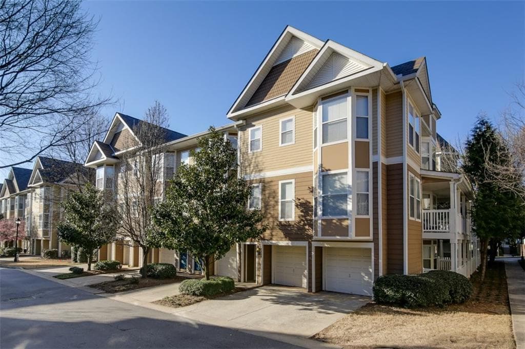3 bedroom, 1,878 sq ft condominium sold at 951 Glenwood Avenue 1404, Atlanta, GA 30316