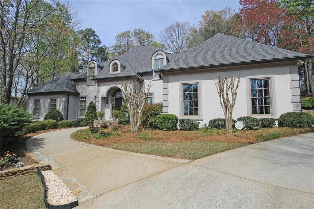 5840 De Claire Court, Sandy Springs, GA 30328 — most recent listing photo