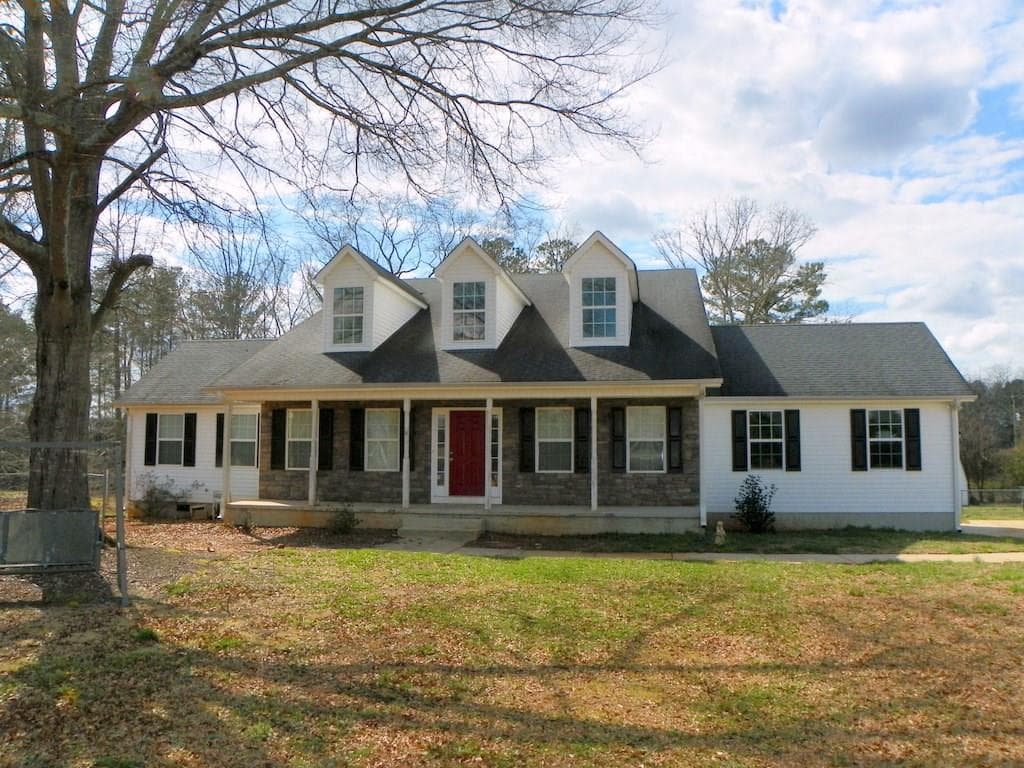 202 Larson Lane, Griffin, GA 30224 — most recent listing photo