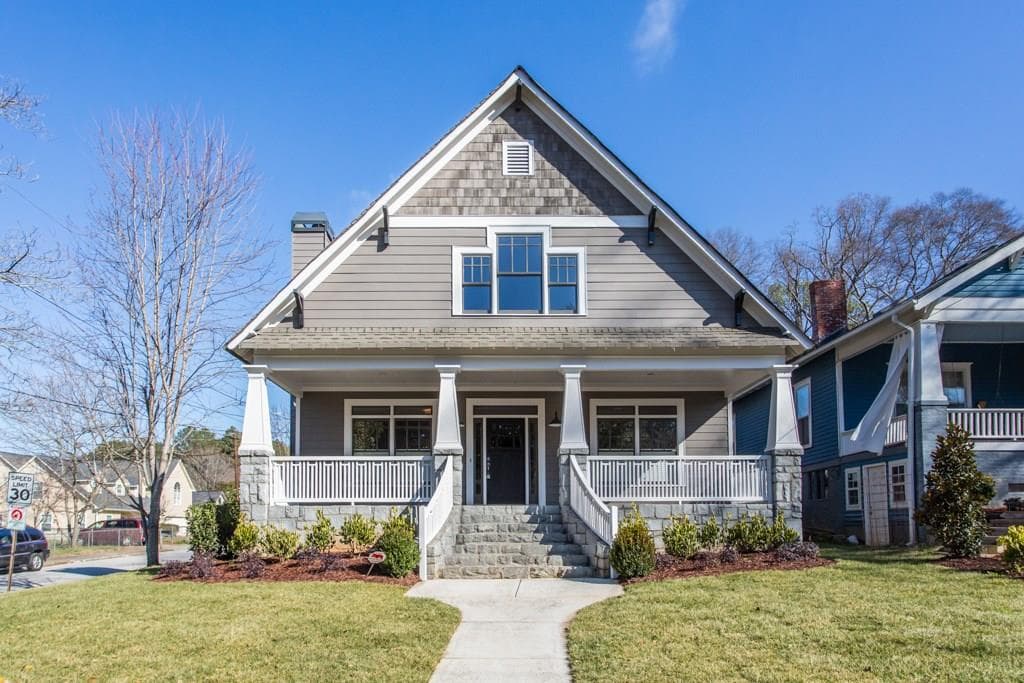 4 bedroom, 3,080 sq ft single family residence sold at 864 E Confederate Avenue, Atlanta, GA 30316