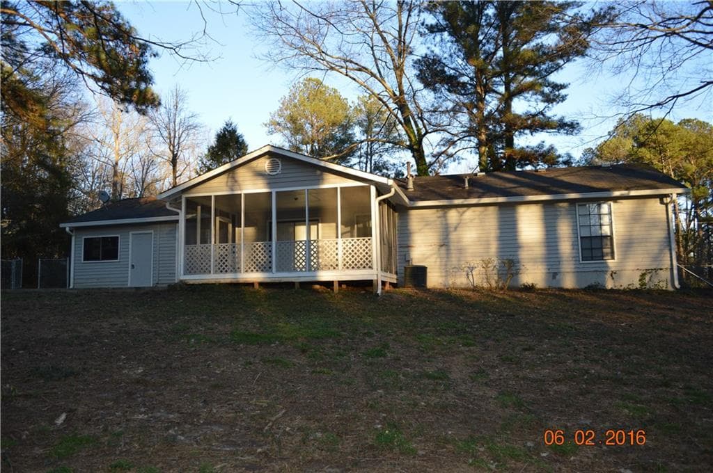 551 Cathwood Lane, Stone Mountain, GA 30087 — most recent listing photo