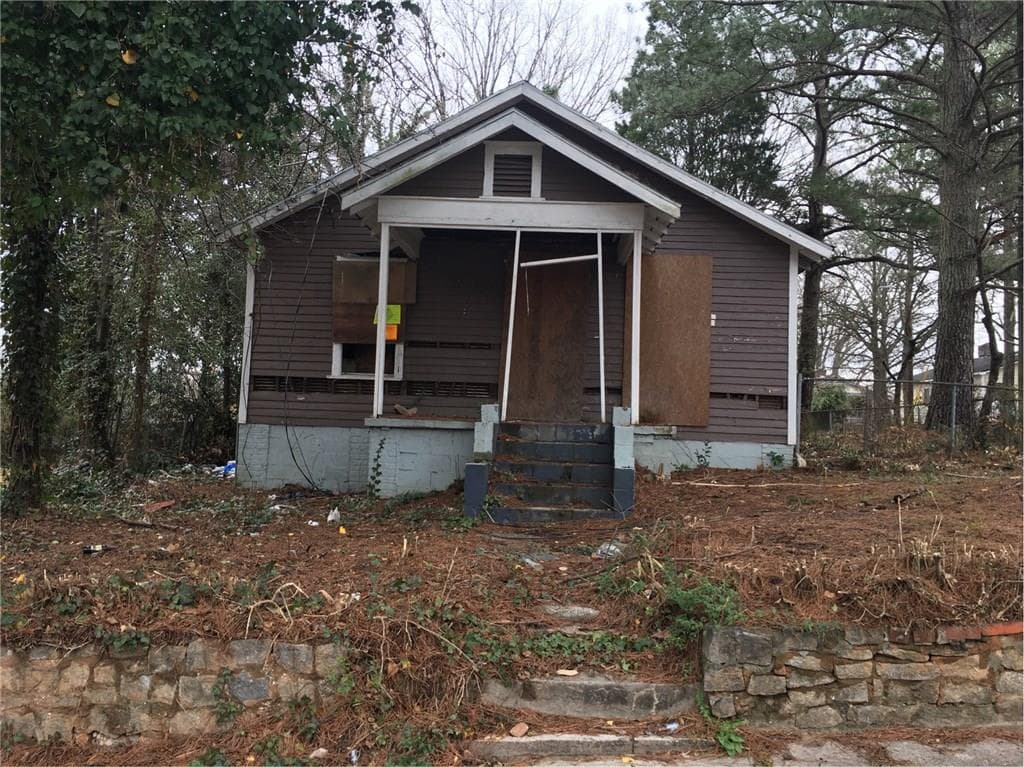 3 bedroom, 1,155 sq ft single family residence sold at 1022 Welch Street, Atlanta, GA 30310