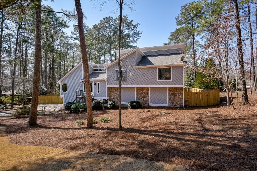 4 bedroom, 1,890 sq ft single family residence sold at 2725 Alpine Trail, Marietta, GA 30062