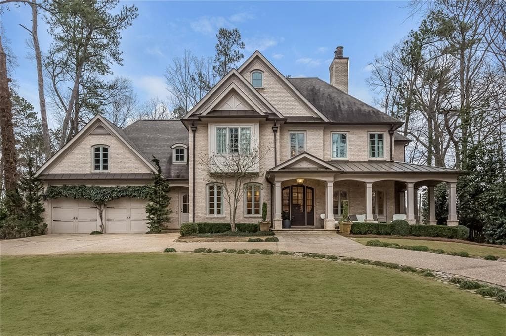 6 bedroom, 6,874 sq ft single family residence sold at 210 Lake Forrest Lane, Atlanta, GA 30342