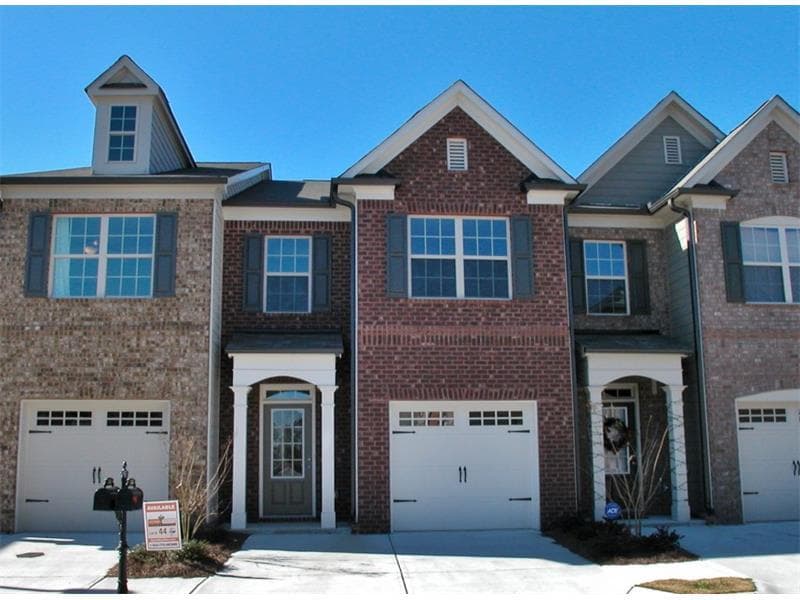 3 bedroom, 1,719 sq ft townhouse sold at 1815 Garbrooke Cove 1815, Lawrenceville, GA 30046