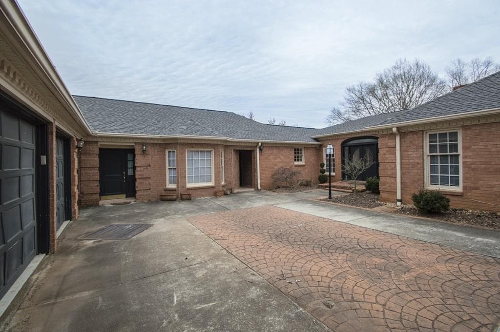 8722 N Shore Drive, Jonesboro, GA 30236 — most recent listing photo