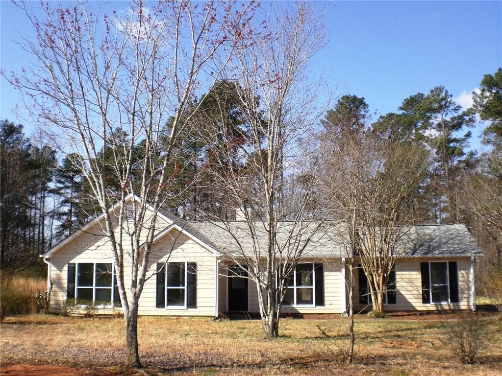 201 Doe Run Court, Sharpsburg, GA 30277 — most recent listing photo