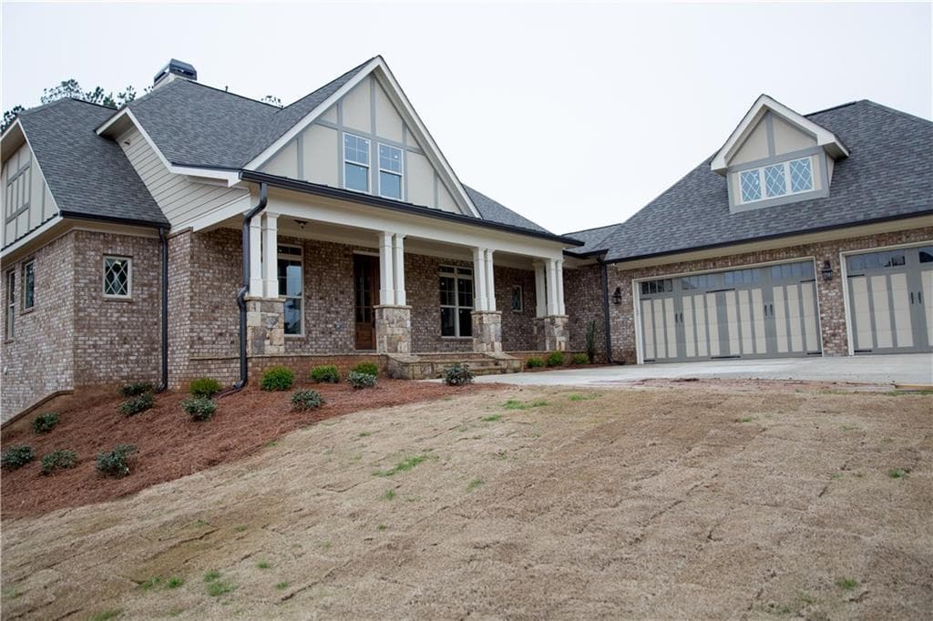 5 bedroom single family residence sold at 302 Vandiver Court, Canton, GA 30114