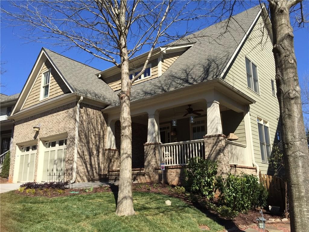 5 bedroom single family residence sold at 1606 Windsor Walk, Avondale Estates, GA 30002