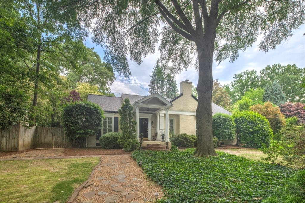 3 bedroom, 1,709 sq ft single family residence sold at 1810 Greystone Road, Atlanta, GA 30318