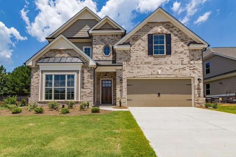 520 La Perla Drive, Sugar Hill, GA 30518 — most recent listing photo