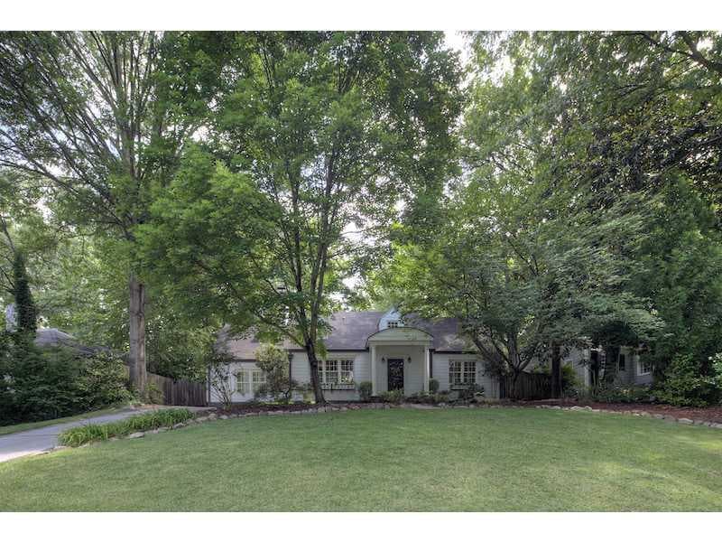 4 bedroom single family residence sold at 945 Northcliffe Drive, Atlanta, GA 30318