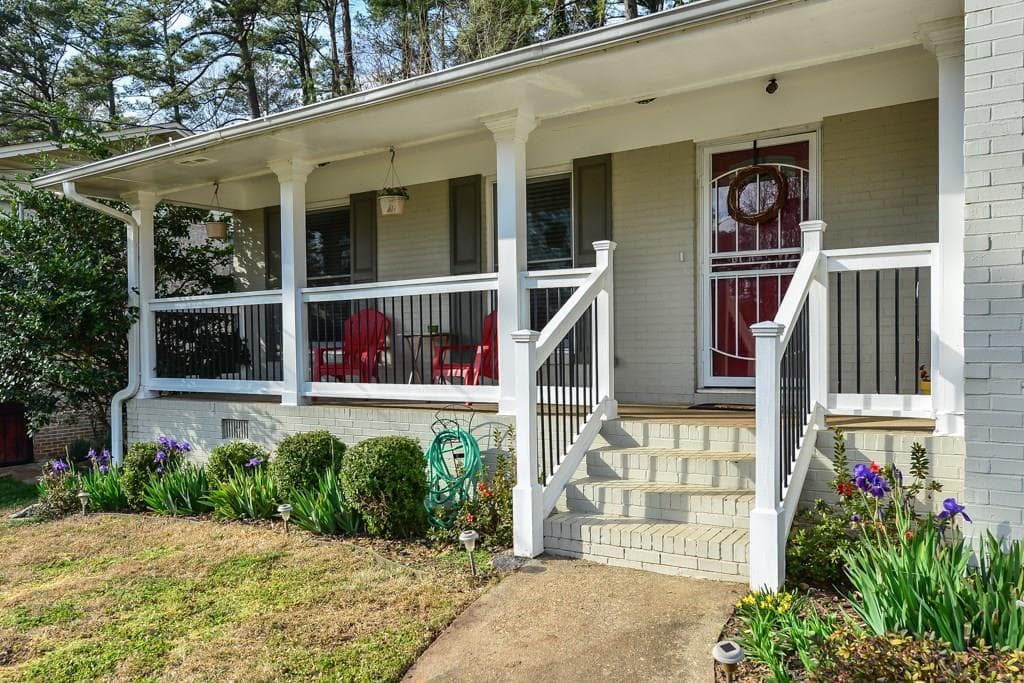 3 bedroom, 1,778 sq ft single family residence sold at 1770 W Caribaea Trail, Atlanta, GA 30316