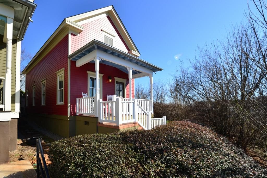 2 bedroom, 1,368 sq ft single family residence sold at 258 Estoria Street, Atlanta, GA 30316