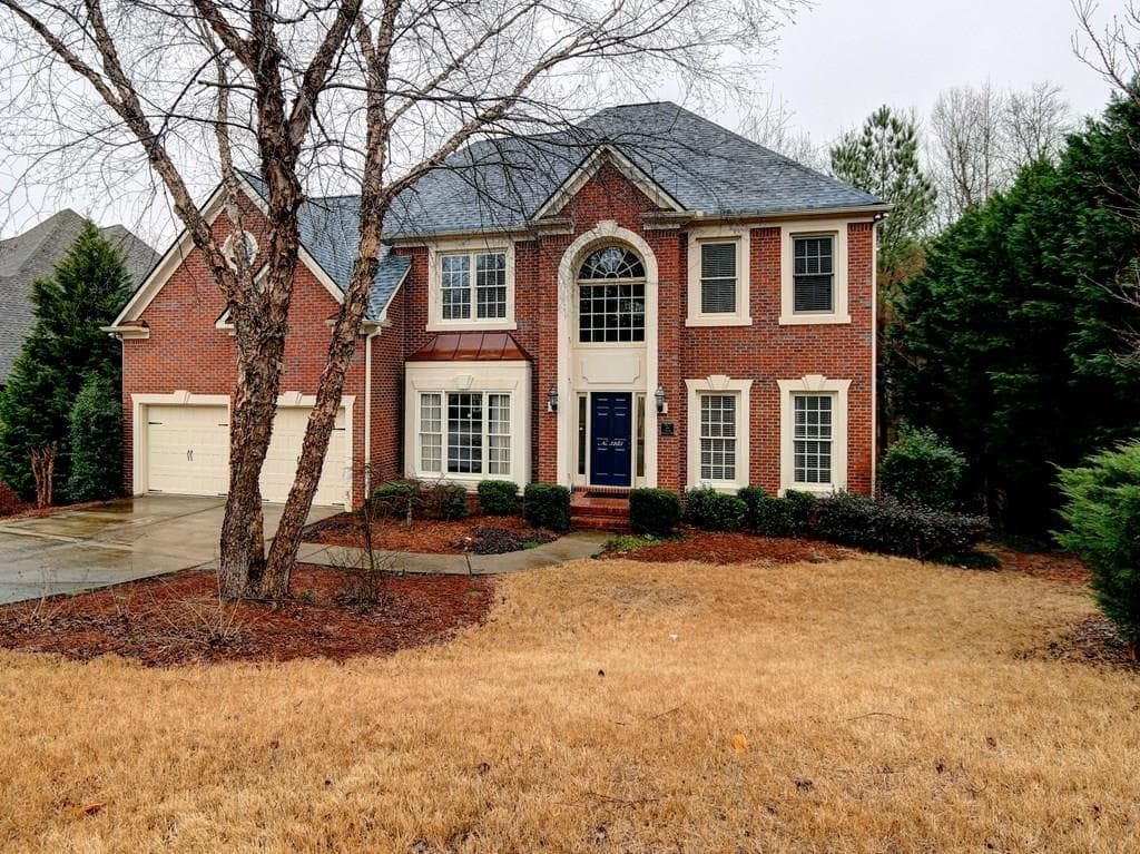 6 bedroom, 4,361 sq ft single family residence sold at 5285 Cottage Farm Road, Johns Creek, GA 30022