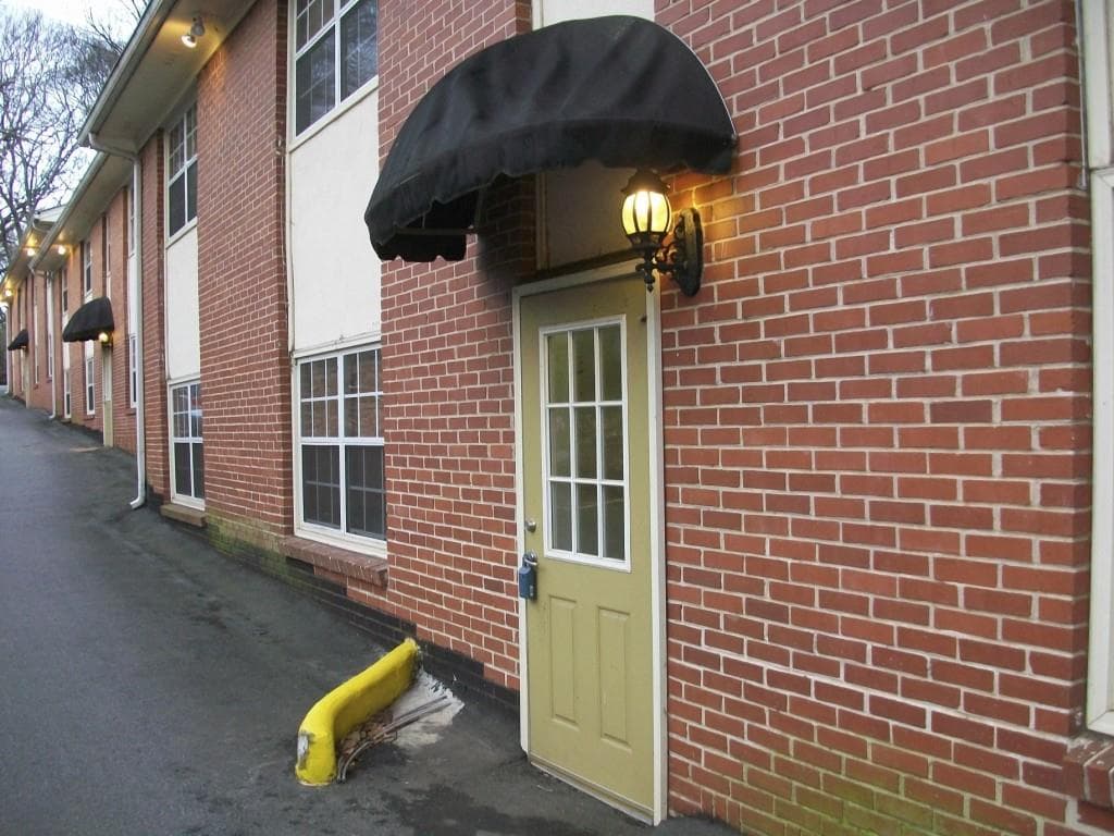 1 bedroom, 759 sq ft condominium sold at 1322 Euclid Avenue 3, Atlanta, GA 30307