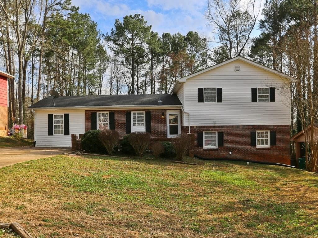 1988 Copperfield Circle, Decatur, GA 30035 — most recent listing photo
