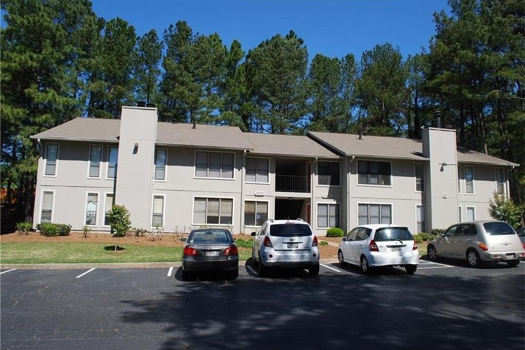 2 bedroom, 1,170 sq ft condominium sold at 1441 Branch Drive, Tucker, GA 30084