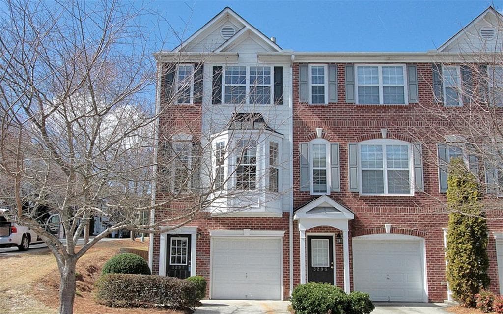 2 bedroom, 1,316 sq ft townhouse sold at 3297 Mill Springs Circle 3297, Buford, GA 30519