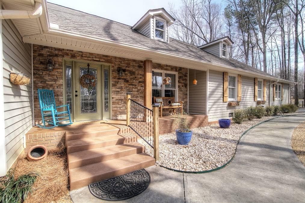 5784 Wills Wood Circle, Cumming, GA 30040 — most recent listing photo