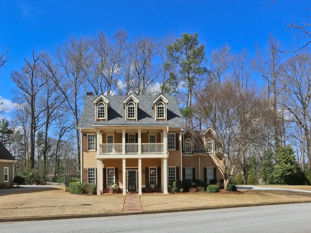 3 bedroom, 3,007 sq ft single family residence sold at 3434 Burdett Court, Avondale Estates, GA 30002