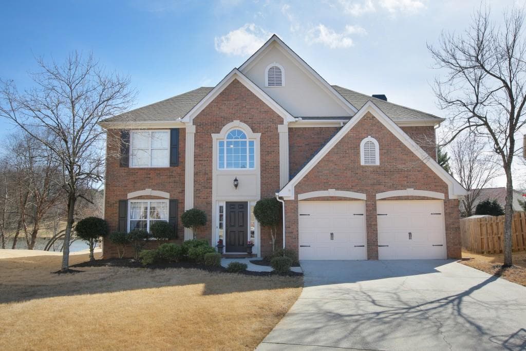 15060 Crabapple Lake Drive, Roswell, GA 30076 — most recent listing photo