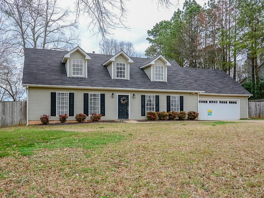 4 bedroom, 2,500 sq ft single family residence sold at 2128 Colony Drive, Canton, GA 30114