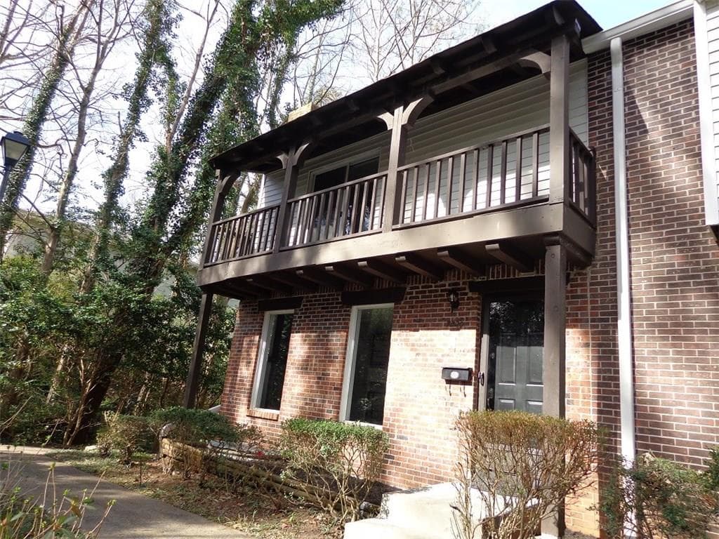 7320 Cardigan Circle, Sandy Springs, GA 30328 — most recent listing photo
