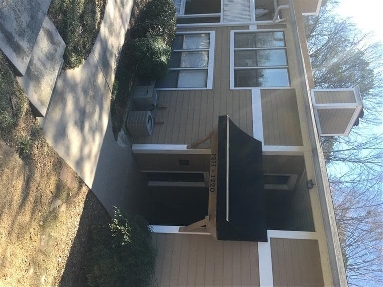 1 bedroom, 998 sq ft condominium sold at 1219 Summit North Drive 1219, Atlanta, GA 30324