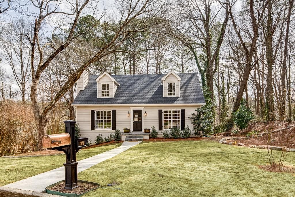 1976 Huntington Hall Court, Dunwoody, GA 30338 — most recent listing photo