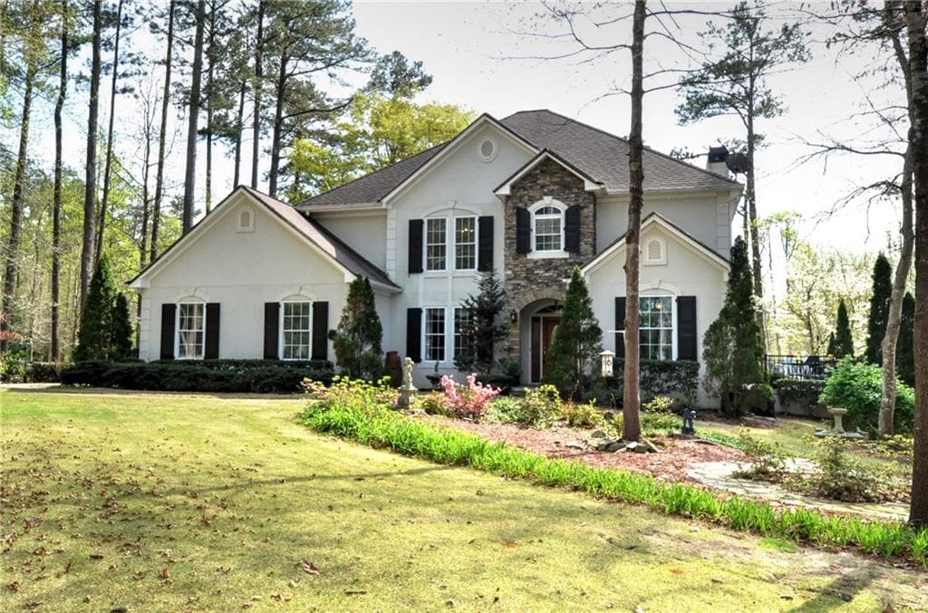 4 bedroom, 5,178 sq ft single family residence sold at 6336 OLD SHADBURN FERRY Road, Buford, GA 30518