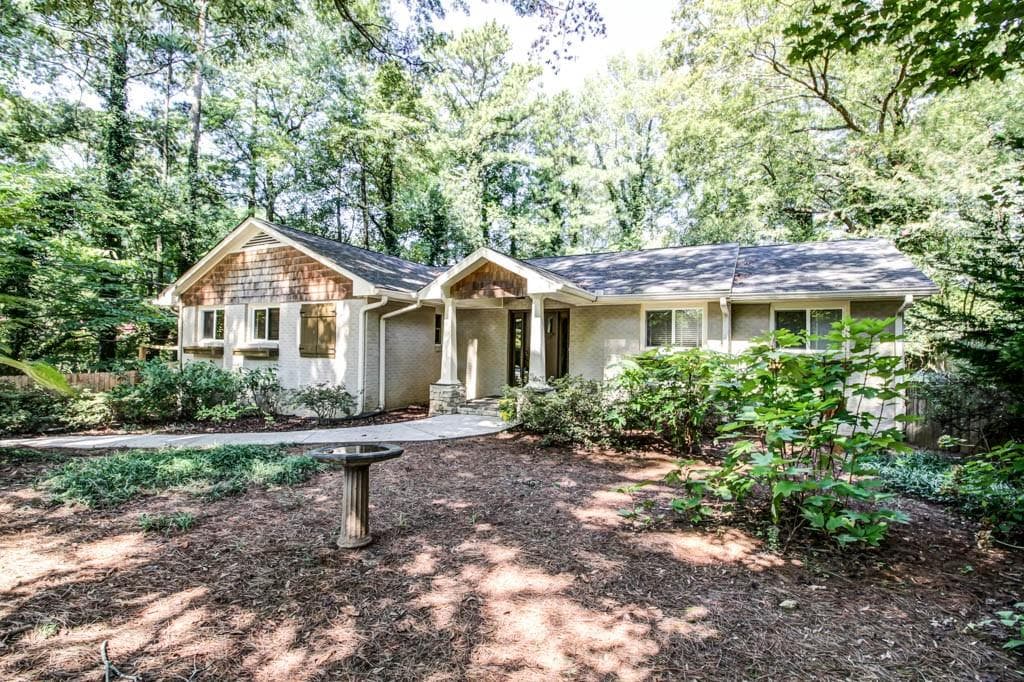 3 bedroom single family residence sold at 1404 Briarcliff Road, Atlanta, GA 30306