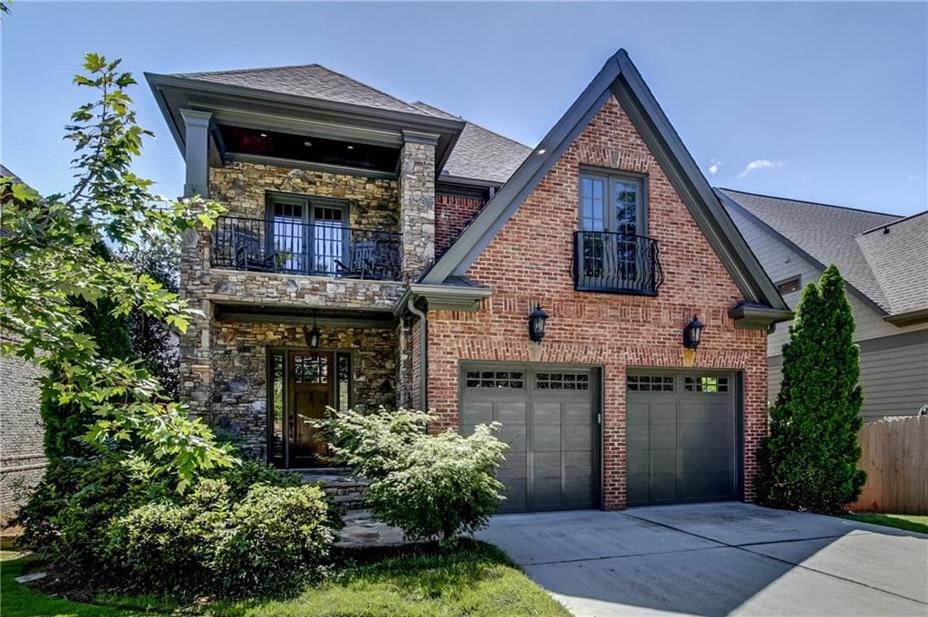 5 bedroom, 5,171 sq ft single family residence sold at 1163 Pine Grove Avenue, Atlanta, GA 30319