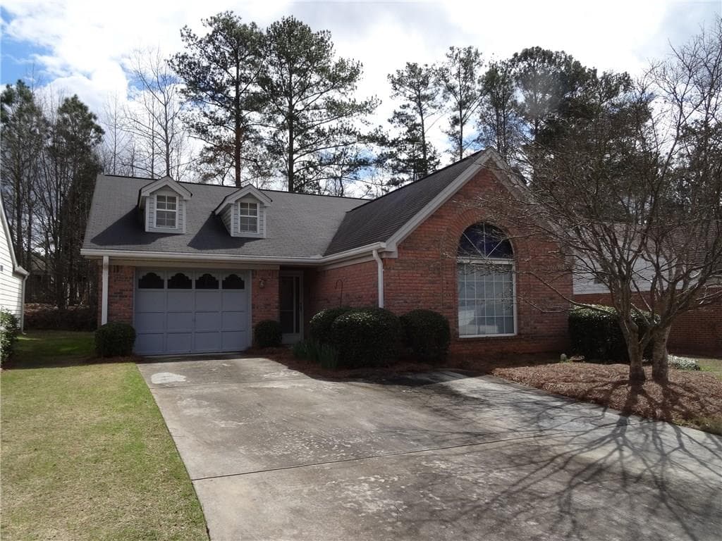 215 Stratford Way, Fayetteville, GA 30214 — most recent listing photo