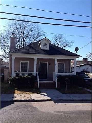 3 bedroom, 1,080 sq ft single family residence sold at 404 Bass Street, Atlanta, GA 30310