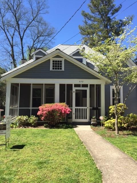 3 bedroom, 2,264 sq ft single family residence sold at 372 OAKDALE Road, Atlanta, GA 30307
